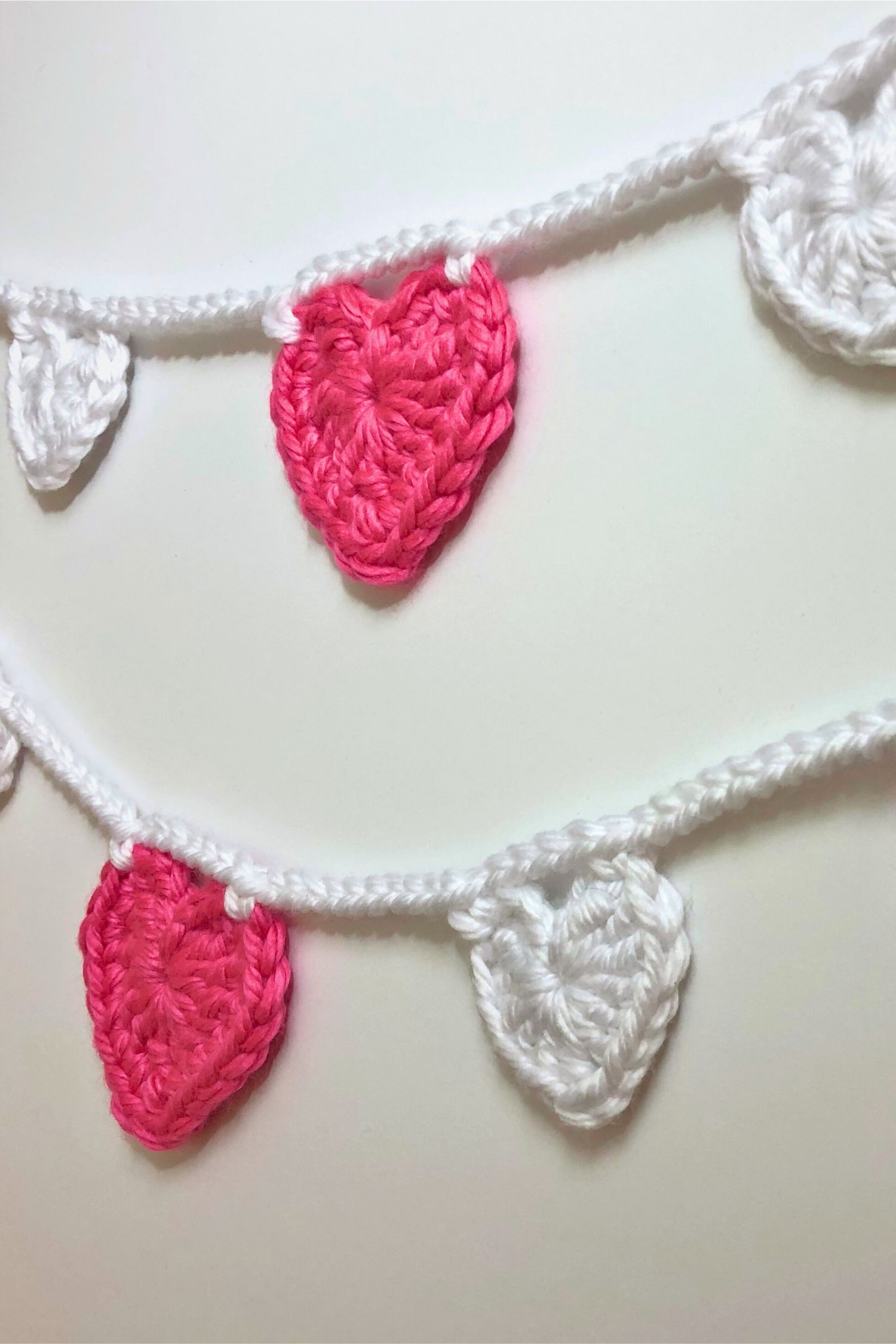 Free Crochet Pattern: Precious Hearts Bunting