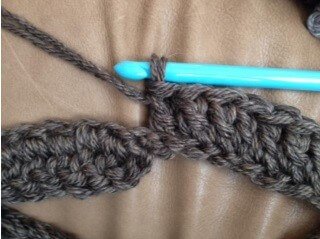 Image sample of making the Sassenach Cowl