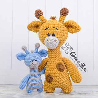 I crocheted stuffed animals using blanket yarn! 