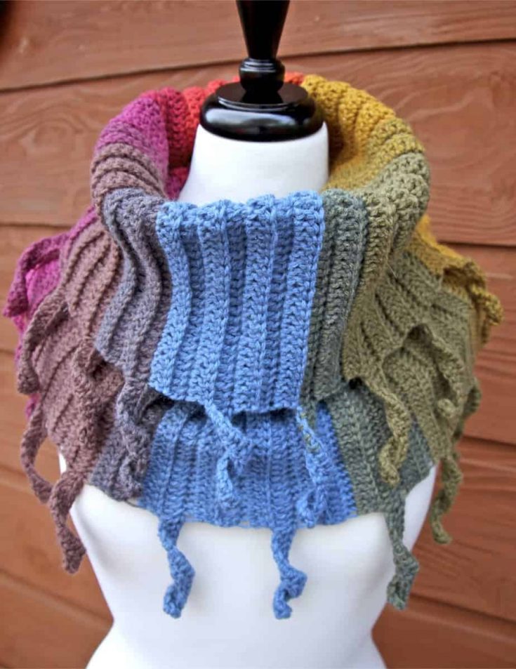 Image for Curly Cute Cowl