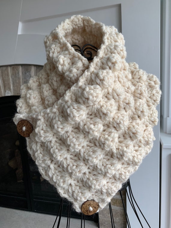 Image for Two-Hour Christmas Cowl